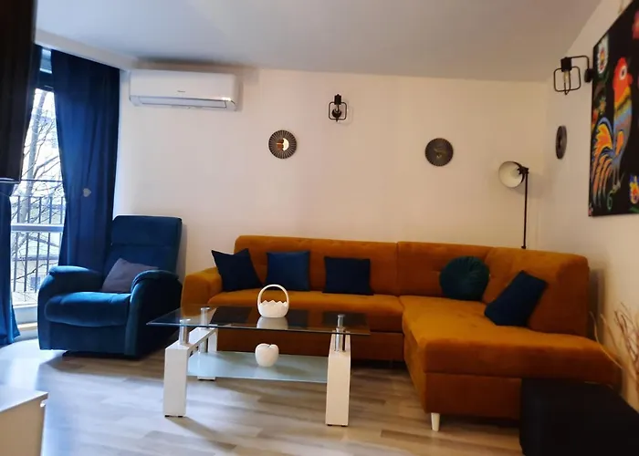 Exclusive Art Apartment